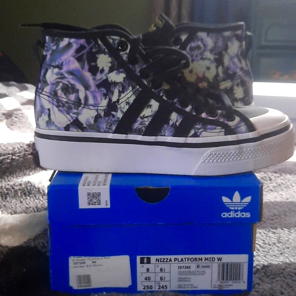 Adidas nizza platform sneakers size 8 , 6.5 UK worn once great condition - Picture 3 of 8